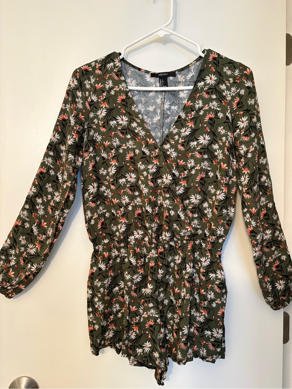 Forever 21 Long Sleeves Romper